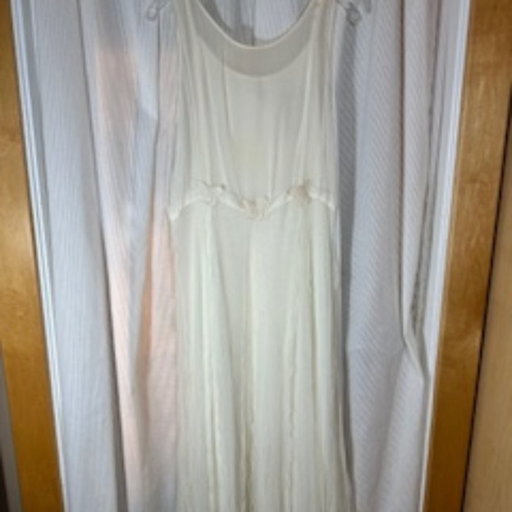 Vintage April Cornell wedding dress with butterfly detail